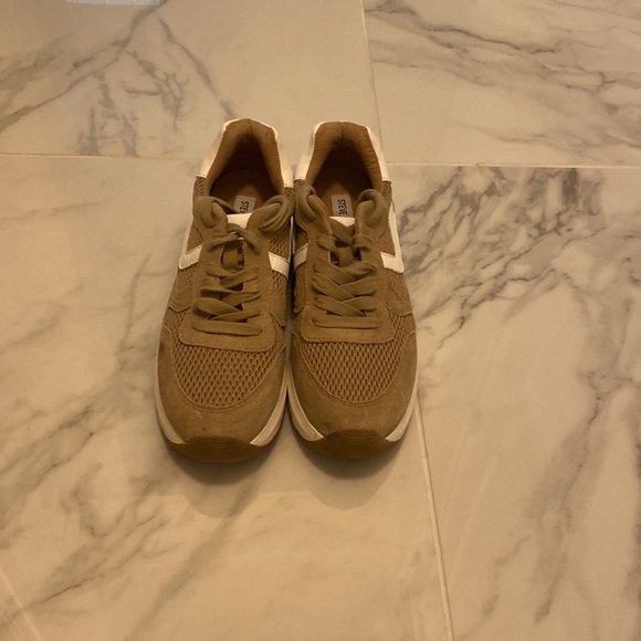 Steve Madden Shoes Platform Size 8 Steve Madden Tennis Shoes Poshmark